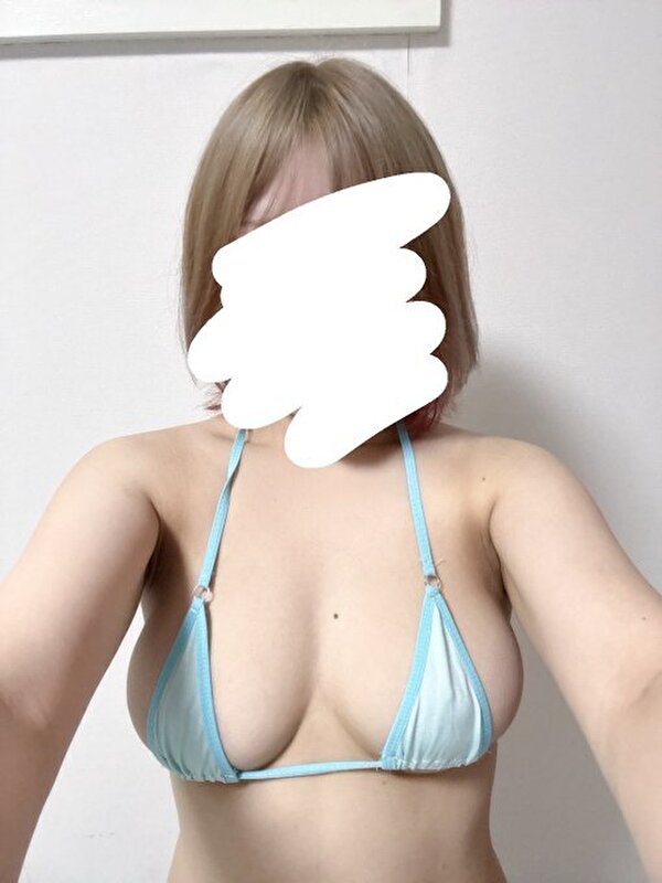 東京メンズエステ新宿・池袋・中野エリア在籍セラピスト「ニカ」Gカップの豊満バストが印象的な施術イメージ