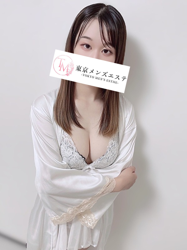東京メンズエステ ゆな|20歳女子大生セラピストの清楚な笑顔ショット